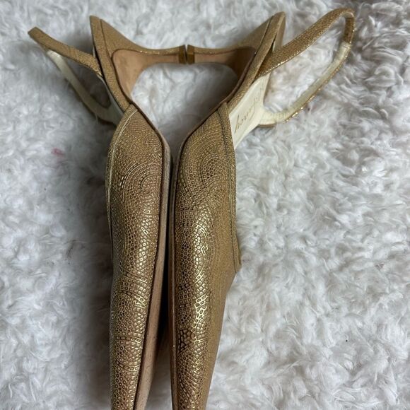 Will Fancy Italian Leather Golden 2.5” heels pointed toe sling back size 10B - Picture 8 of 9